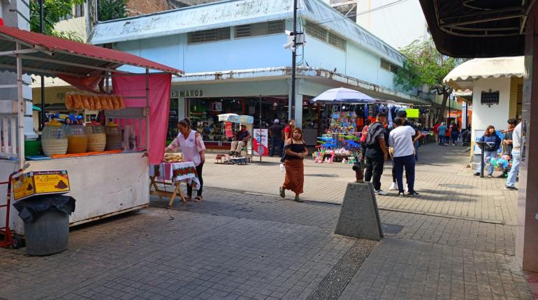 Inicia levantamiento de fachadas para identificar cuales requieren pintura en Barrio Mágico