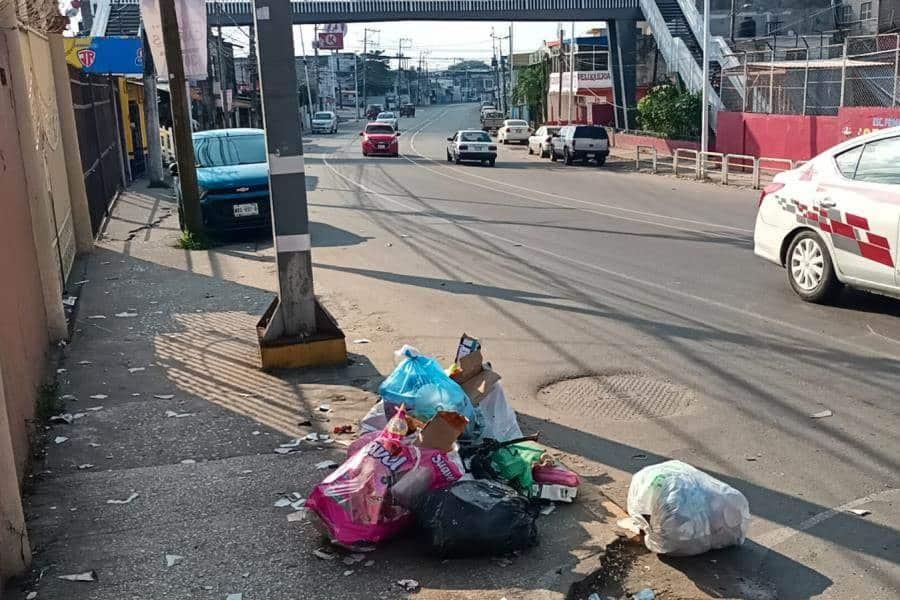 Sacan basura a pesar de aviso de suspensión en recolección en Centro