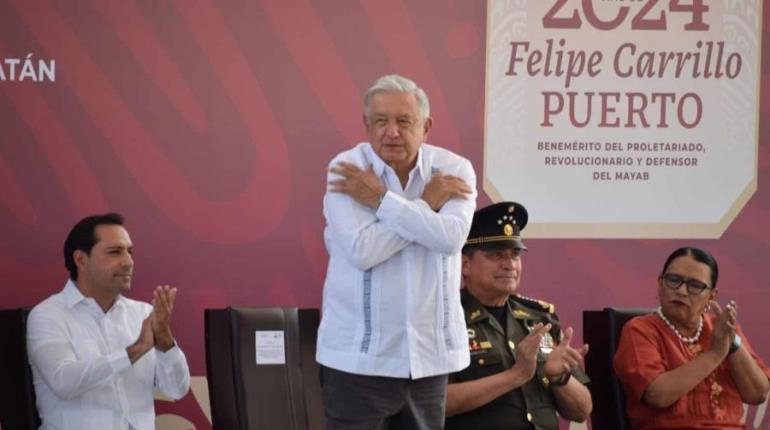 AMLO es nombrado "héroe nacional" en Motul, Yucatán