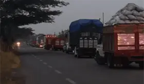 Transportistas bloquearían hoy carreteras del país, incluida la Villahermosa - Coatzacoalcos
