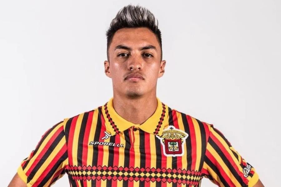 Daniel Zamora, nuevo mexicano en el futbol de Grecia