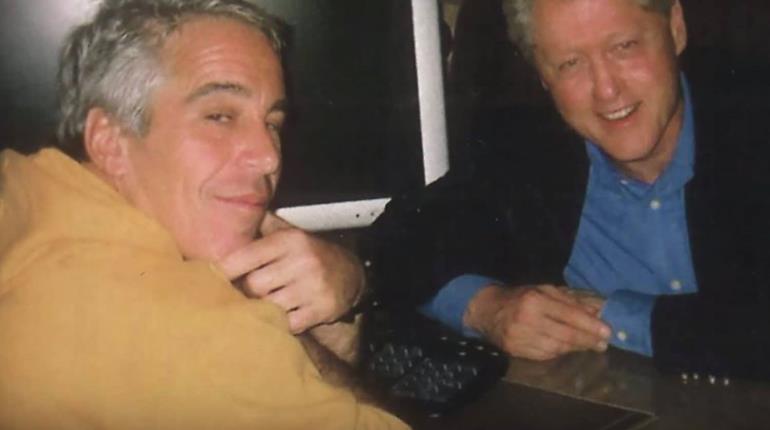 Revelan que hay videos sexuales del príncipe Andrés, Bill Clinton y Richard Branson