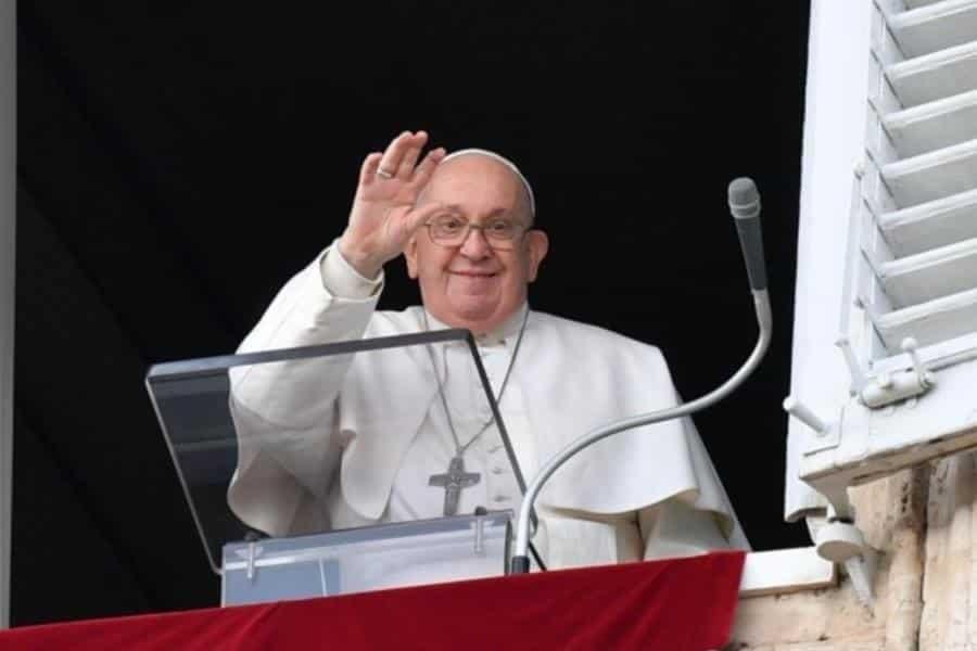 Papa Francisco siempre estará invitado a México: López Obrador 