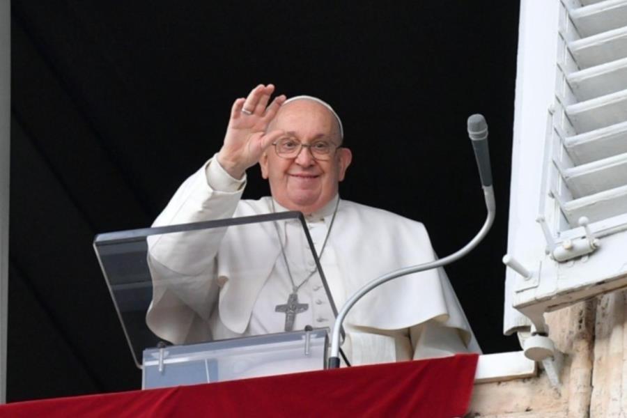 Francisco recibiría a Milei en audiencia privada en El Vaticano