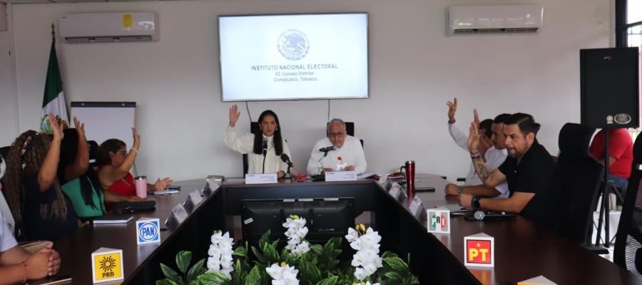 Aprueban Consejos Distritales del INE Tabasco lista de casi 900 capacitadores y asistentes electorales