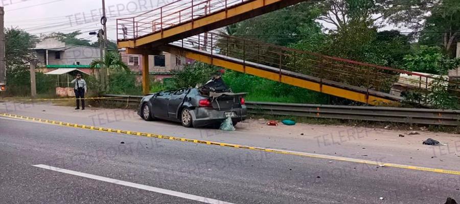 Fallece automovilista en la Frontera-Villahermosa al impactarse con tráiler