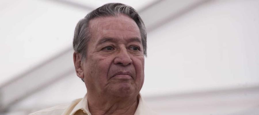 Lamenta AMLO fallecimiento del escritor José Agustín Ramírez