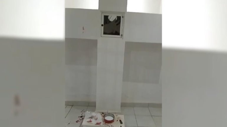 Profanan Santísimo en iglesia de Ciudad Tecolutilla