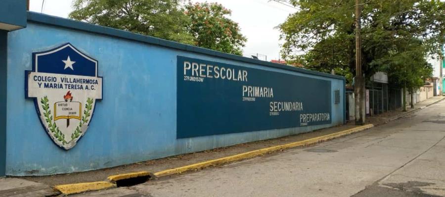 Cae alumna de planta alta en colegio particular de Villahermosa