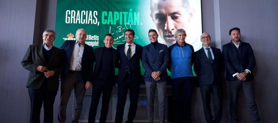 Guardado se despide del Betis y entrega gafete de capitán