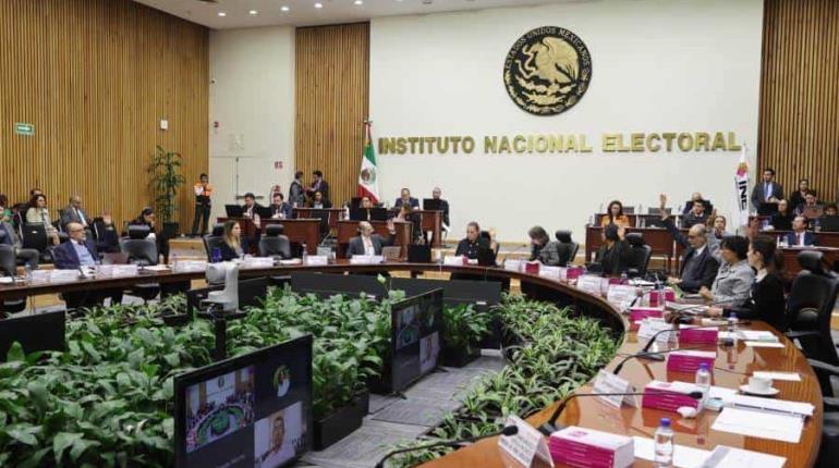 Obligatoria asistencia a debates presidenciales: INE