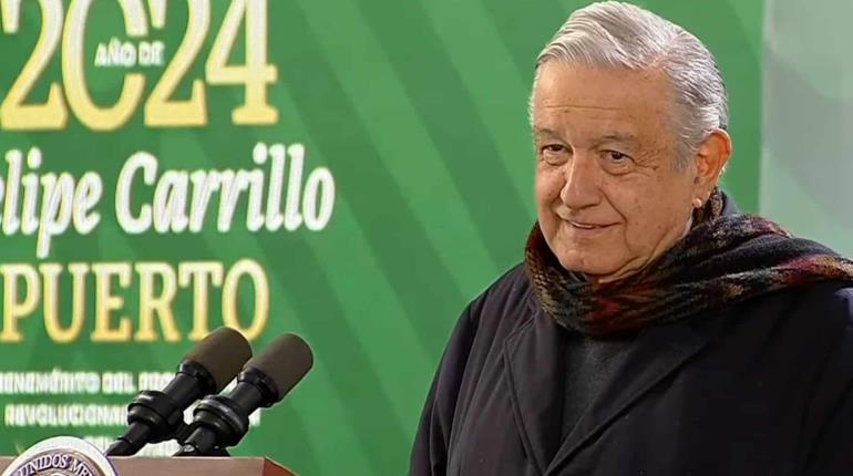 Critica AMLO a gobernador de San Luis Potosí por expresiones en favor de Sheinbaum durante evento oficial