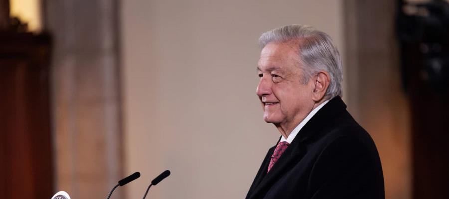 Acusa AMLO a YouTube de censura por bajarle "Mañanera" en que expone número de periodista