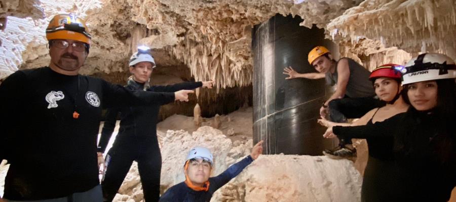 Activistas exhiben daños causados a sistema de cavernas por pilares del Tren Maya