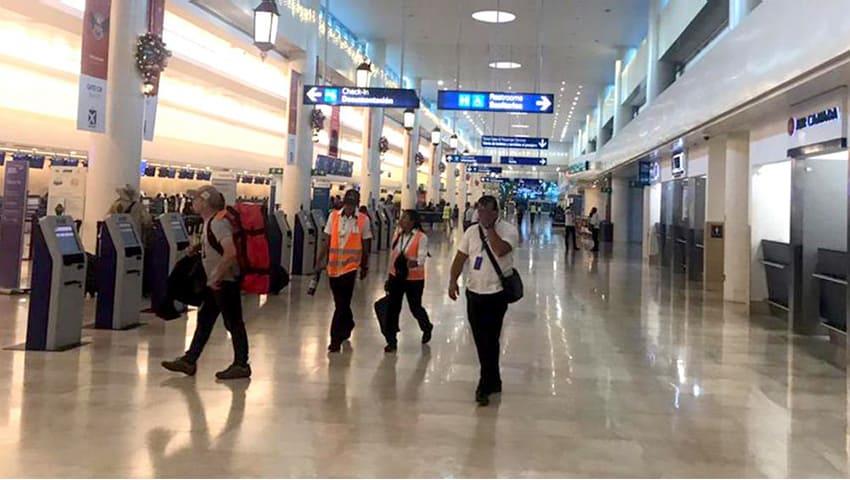 Denuncian retención de colombiano en Aeropuerto de Cancún