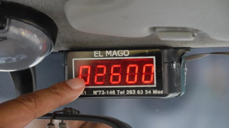 Con taxímetro, tarifas ya no podrán ser alteradas: Líder de Taxis Marlboro