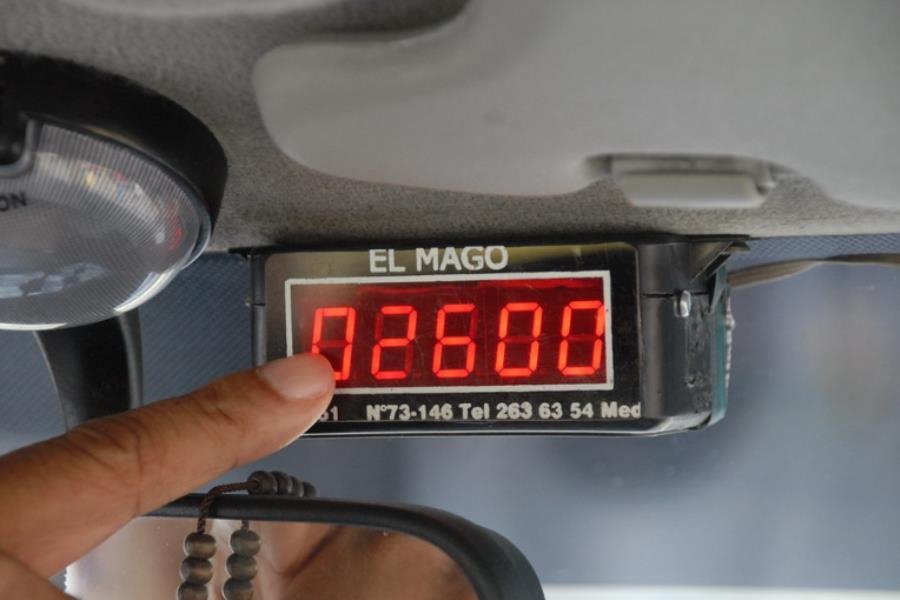 Con taxímetro, tarifas ya no podrán ser alteradas: Líder de Taxis Marlboro