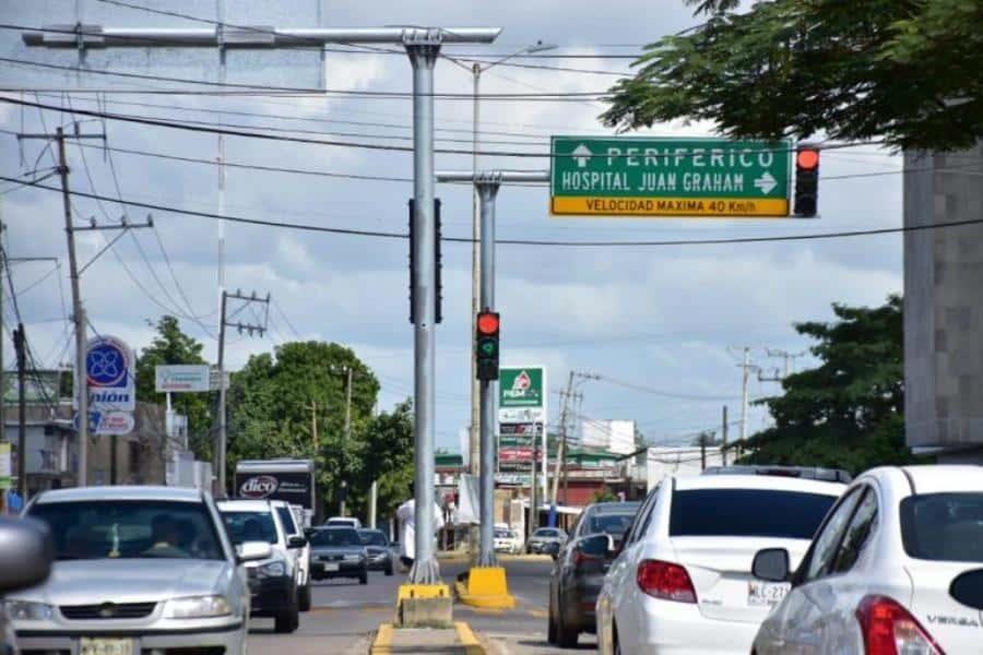 Problemas con algunos semáforos, es por fallas eléctricas en las zonas: PEC