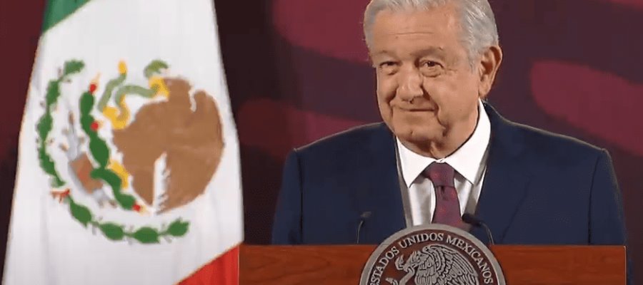 AMLO, contento por reconocimiento de Cuauhtémoc Cárdenas al gobierno de la 4T