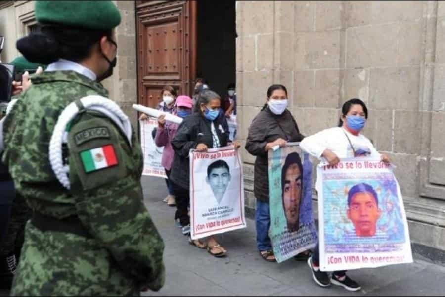 Reaprehende FGR a 3 de los 8 militares relacionados con caso Ayotzinapa