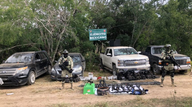 Aseguran en Tamaulipas armas, vehículos con blindaje y equipo táctico