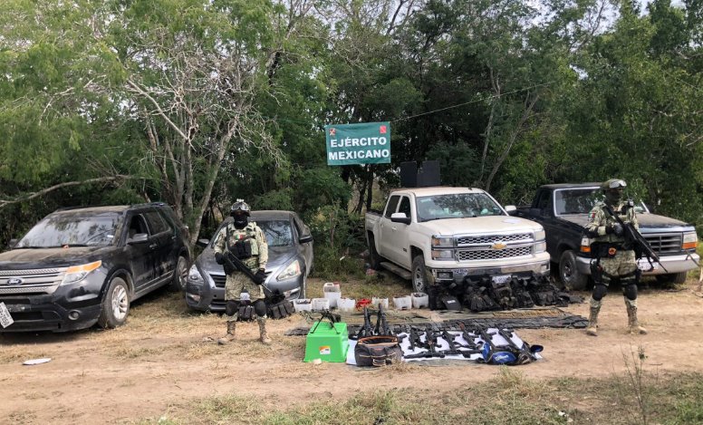 Aseguran en Tamaulipas armas, vehículos con blindaje y equipo táctico