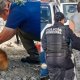 Policía municipal de Tijuana salva a perrito atrapado en canal de aguas negras