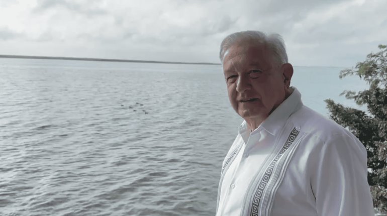 Presume AMLO bellezas naturales que se podrán disfrutar desde el Tren Maya 