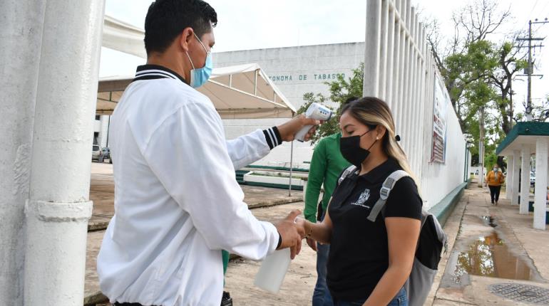 UJAT retomará uso de cubrebocas, como medida preventiva