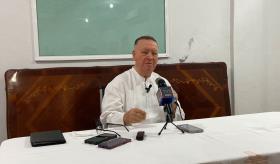 No podemos endiosarnos con nadie más que con Jesucristo: Padre Denis Ochoa