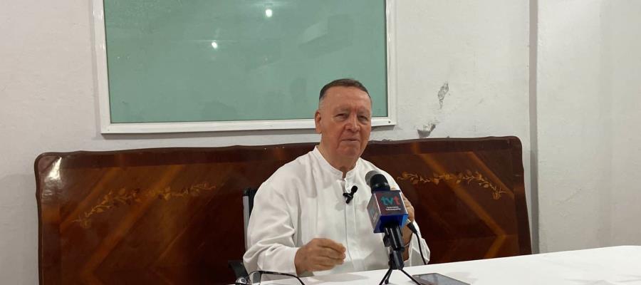 No podemos endiosarnos con nadie más que con Jesucristo: Padre Denis Ochoa