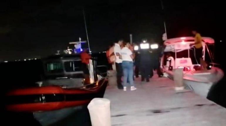 Mueren al menos 4 personas tras hundimiento de embarcación en Islas Mujeres