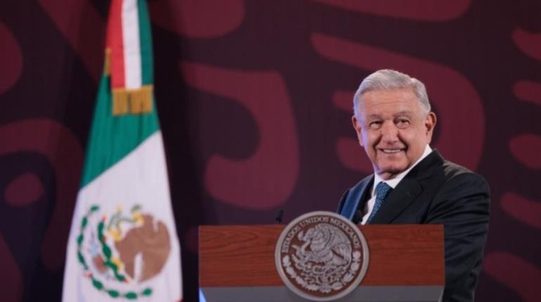 "Ya me quitaron hasta el derecho a replicar": Obrador tras amparo que le prohíbe hablar de Riva Palacio 