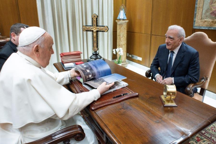 Se reúne el Papa Francisco con Martin Scorsese