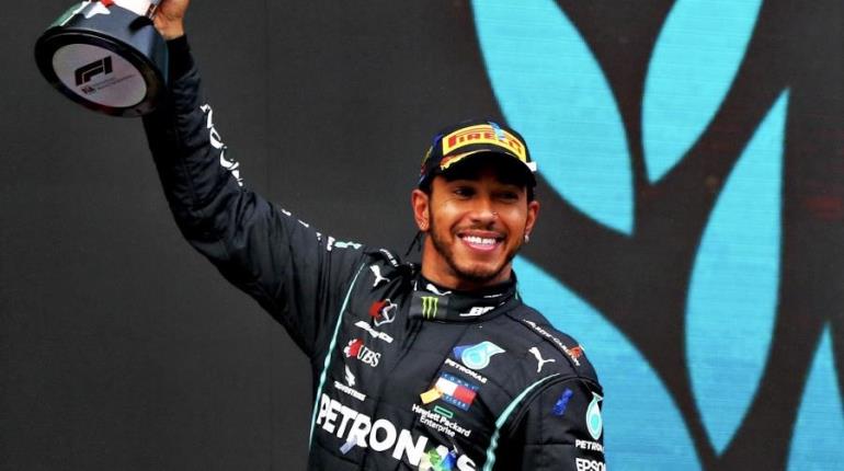 "Mi sueño es conducir un Ferrari rojo": Lewis Hamilton confirma cambio de escudería