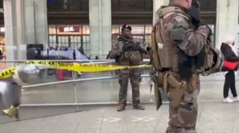 Ataque con cuchillo y martillo deja 3 heridos en estación de tren en París