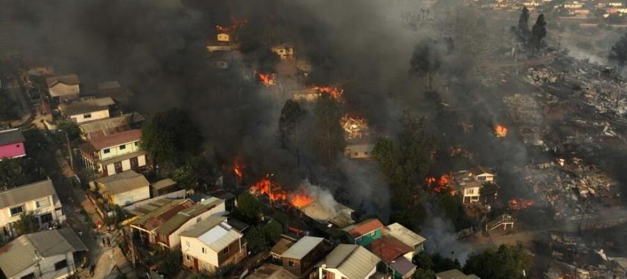 Incendios forestales en Chile pudieron haber sido provocados; van 64 muertos