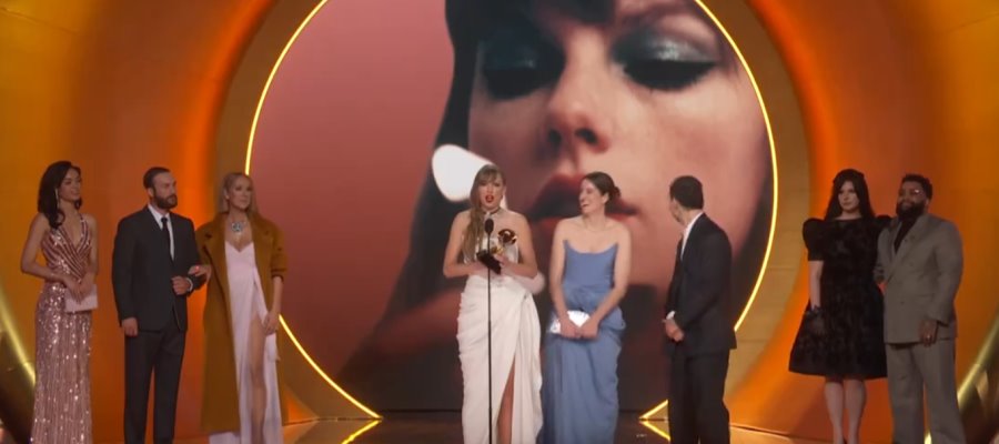 Taylor Swift hace historia y logra su cuarto Grammy al Álbum del Año