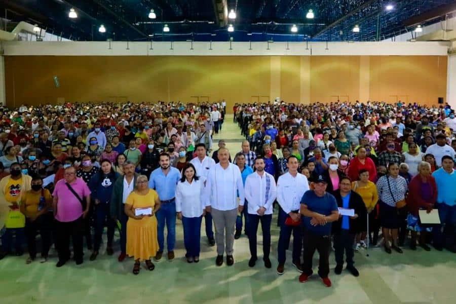 Programa "Por una Mejor Vivienda" dejará derrama económica de 112.3 mdp en Tabasco: Merino