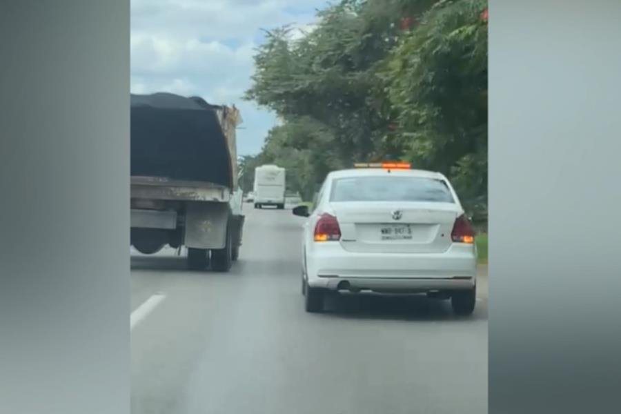 Semovi y volteo protagonizan persecución en la Macuspana-Villahermosa