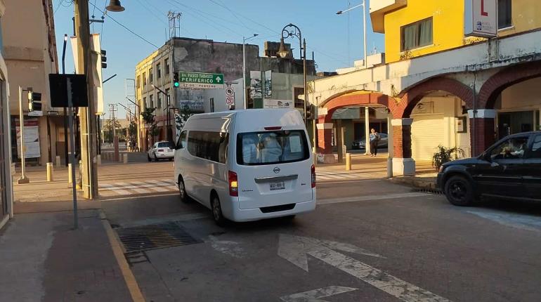 Restablecen sentido de Madero tras obras en malecón de Villahermosa