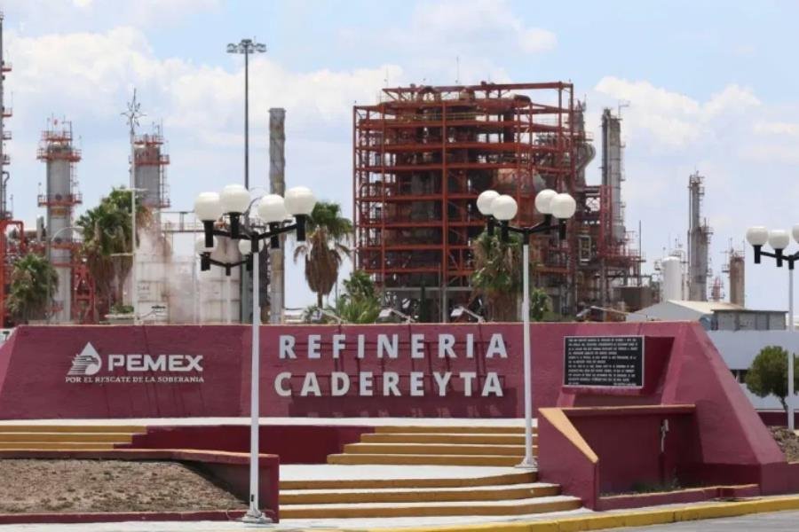 Clausura Gobierno de Nuevo León refinería de Pemex en Cadereyta