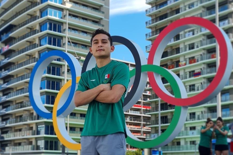 Kevin Berlín consigue plaza olímpica para París 2024 en Mundial de Natación