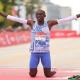 Kelvin Kiptum poseedor de récord mundial en Maratón, muere en accidente