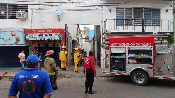 Fuga de amoniaco en Colonia Centro provoca desalojo de 50 inmuebles: PC