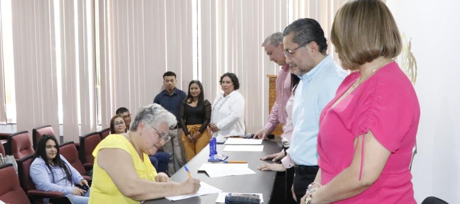 Entrega Sedec 1.3 mdp en créditos de BanMujer a 18 emprendedoras