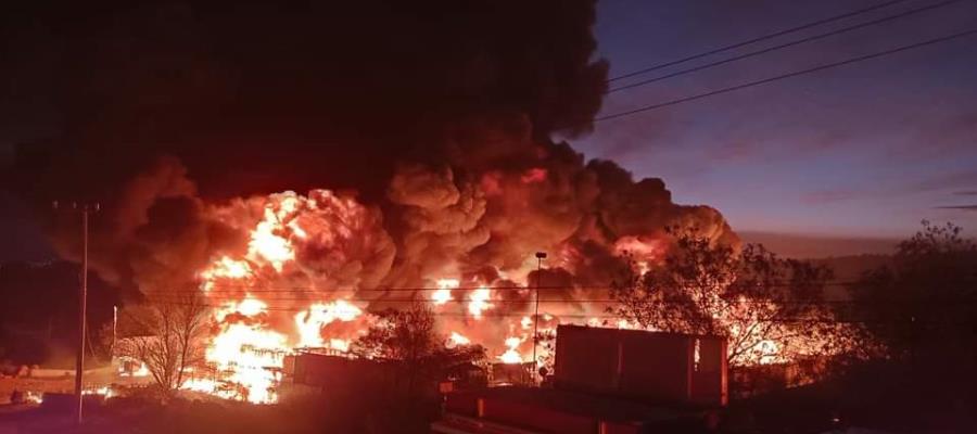 Se incendian 200 autos en corralón de FGR Hidalgo