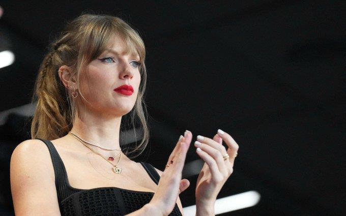 Taylor Swift dona 100 mil dólares a familia de víctima del tiroteo en Kansas City