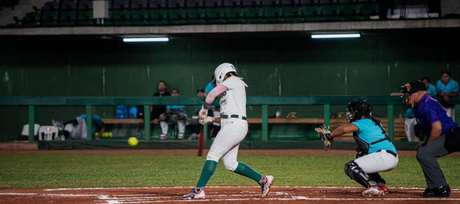 Las Olmecas caen ante Sultanes Femenil 5-3 en el último de la serie en el Centenario