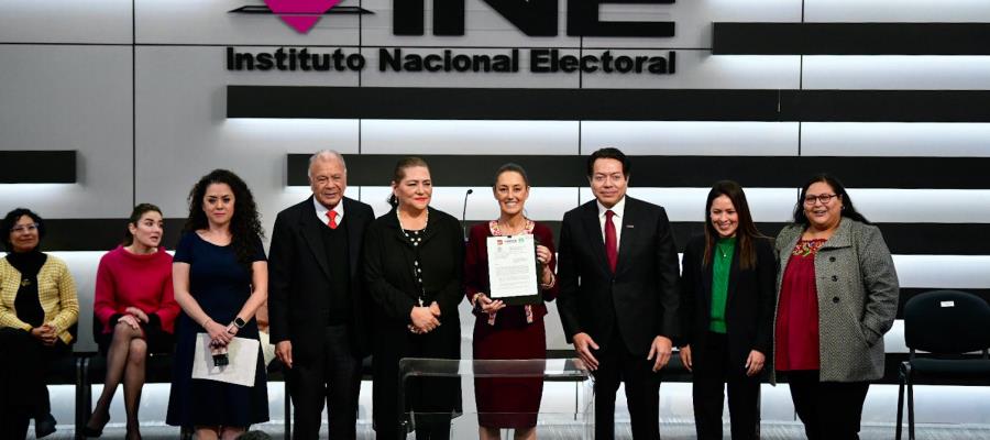 Se registra Sheinbaum ante el INE como candidata a la Presidencia